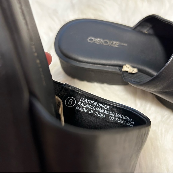 Vintage Cherokee Black Leather Chunky Platform Slip On Sandal Size 8 - Picture 6 of 12